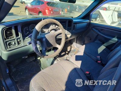 Zdjęcie 8 z 12 samochodu: 2001 CHEVROLET SILVERADO K1500 VIN:1GCEK14V31E212391 - miniatura