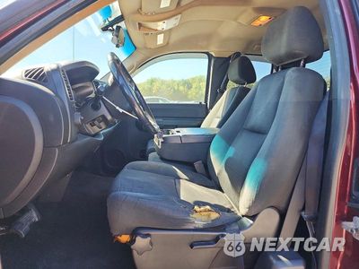 Zdjęcie 7 z 12 samochodu: 2009 CHEVROLET SILVERADO K1500 LT VIN:2GCEK29CX91105395 - miniatura