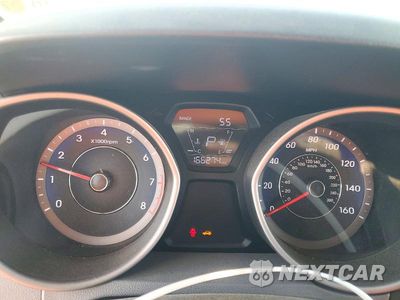 Zdjęcie 9 z 12 samochodu: 2014 HYUNDAI ELANTRA SE VIN:KMHDH4AE3EU056764 - miniatura