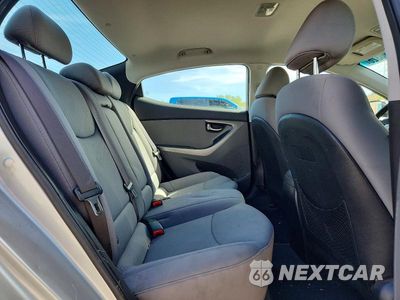Zdjęcie 10 z 13 samochodu: 2013 HYUNDAI ELANTRA GLS VIN:5NPDH4AE8DH369693 - miniatura
