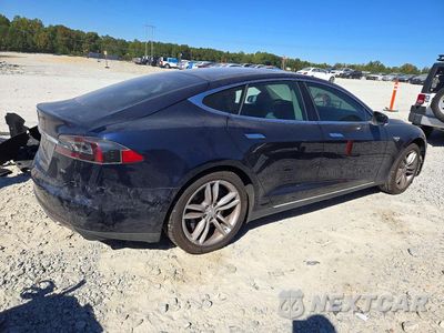 Trzecie zdjęcie samochodu z tyłu: 2014 TESLA MODEL S VIN:5YJSA1H10EFP55635 - miniatura