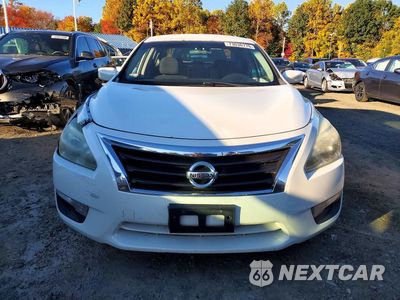 Piąte zdjęcie samochodu w środku: 2015 NISSAN ALTIMA 2.5 S VIN:1N4AL3AP1FC236002 - miniatura