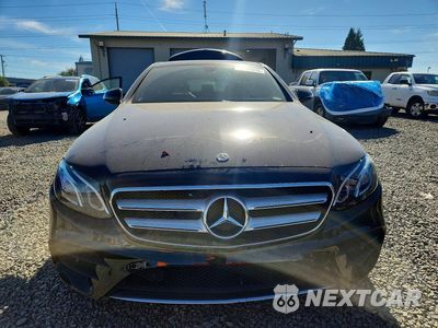 Piąte zdjęcie samochodu w środku: 2019 MERCEDES-BENZ E 300 VIN:WDDZF4JB9KA521606 - miniatura