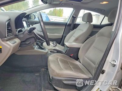 Zdjęcie 7 z 13 samochodu: 2018 HYUNDAI ELANTRA VALUE EDITION VIN:5NPD84LFXJH220316 - miniatura