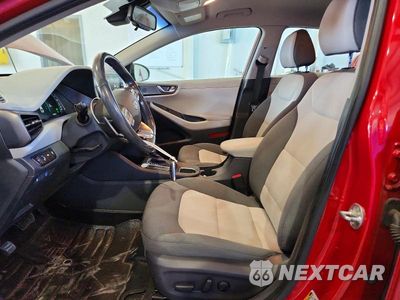 Zdjęcie 7 z 12 samochodu: 2020 HYUNDAI IONIQ SE VIN:KMHC75LC3LU242592 - miniatura