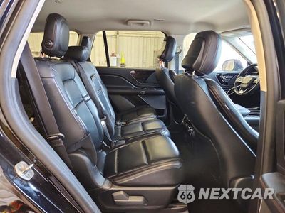Zdjęcie 11 z 13 samochodu: 2020 LINCOLN AVIATOR VIN:5LM5J6XC9LGL25126 - miniatura