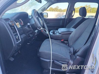 Zdjęcie 7 z 13 samochodu: 2022 RAM 1500 CLASSIC TRADESMAN VIN:3C6RR6KTXNG172425 - miniatura