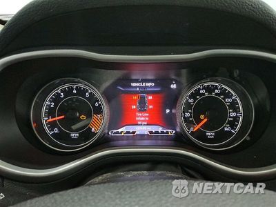 Zdjęcie 9 z 14 samochodu: 2014 JEEP CHEROKEE TRAILHAWK VIN:1C4PJMBS0EW255978 - miniatura