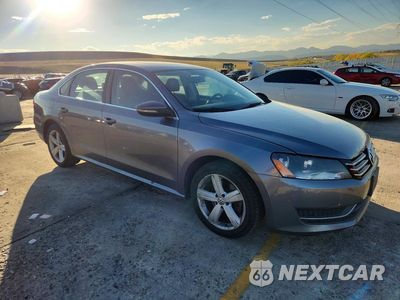 Czwarte zdjęcie samochodu z boku: 2012 VOLKSWAGEN PASSAT SE VIN:1VWBH7A32CC097687 - miniatura