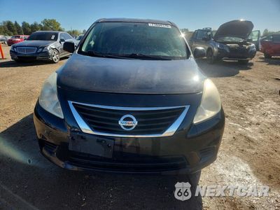 Piąte zdjęcie samochodu w środku: 2014 NISSAN VERSA 1.6 SV VIN:3N1CN7AP9EL831061 - miniatura