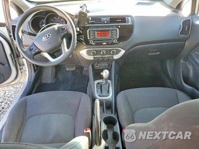 Zdjęcie 8 z 12 samochodu: 2017 KIA RIO LX VIN:KNADM4A37H6047974 - miniatura