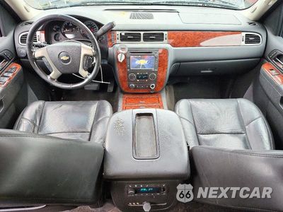 Zdjęcie 8 z 13 samochodu: 2013 CHEVROLET TAHOE K1500 LTZ VIN:1GNSKCE02DR370792 - miniatura