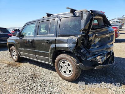 Drugie zdjęcie samochodu z przodu: 2015 JEEP PATRIOT SPORT VIN:1C4NJPBB3FD361993 - miniatura