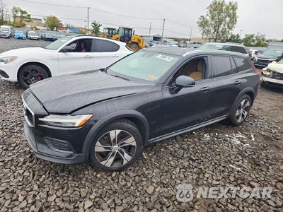 2020 VOLVO V60 CROSS COUNTRY T5 MOMENTUM YV4102WK4L1031272 - główne zdjęcie licytacji z USA - miniatura