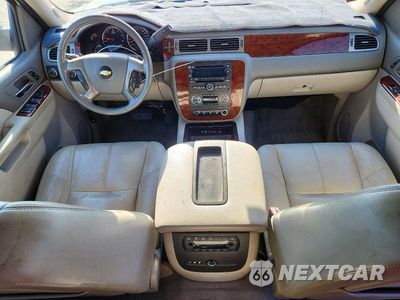 Zdjęcie 8 z 13 samochodu: 2012 CHEVROLET TAHOE K1500 LT VIN:1GNSKBE06CR154484 - miniatura