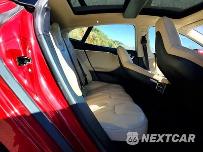 Zdjęcie 10 z 12 samochodu: 2013 TESLA MODEL S VIN:5YJSA1CN5DFP15673 - miniatura
