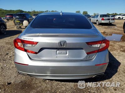 Zdjęcie 6 z 12 samochodu: 2018 HONDA ACCORD SPORT VIN:1HGCV2F33JA052084 - miniatura