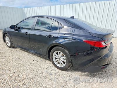 Drugie zdjęcie samochodu z przodu: 2026 TOYOTA CAMRY LE VIN:4T1DAACK6TU218003 - miniatura