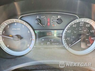 Zdjęcie 9 z 12 samochodu: 2013 NISSAN SENTRA S VIN:3N1AB7AP0DL743370 - miniatura