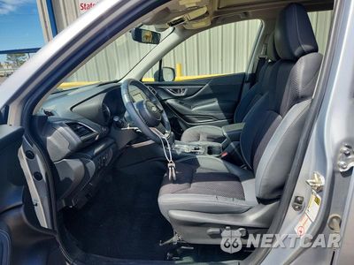 Zdjęcie 7 z 14 samochodu: 2019 SUBARU FORESTER PREMIUM VIN:JF2SKAGC8KH594724 - miniatura