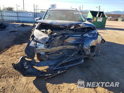 Piąte zdjęcie samochodu w środku: 2018 TOYOTA RAV4 XLE VIN:2T3RFREV2JW840213 - miniatura