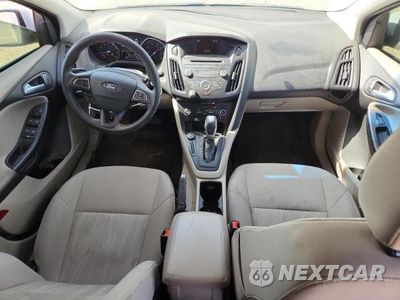 Zdjęcie 8 z 12 samochodu: 2015 FORD FOCUS SE VIN:1FADP3K21FL329316 - miniatura