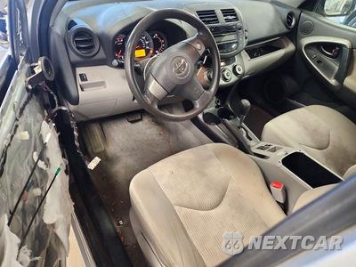 Zdjęcie 8 z 13 samochodu: 2010 TOYOTA RAV4 BASE VIN:2T3BF4DV9AW057802 - miniatura