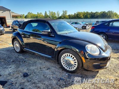Czwarte zdjęcie samochodu z boku: 2015 VOLKSWAGEN BEETLE 1.8T VIN:3VW517AT1FM807053 - miniatura
