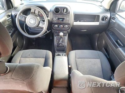 Zdjęcie 8 z 12 samochodu: 2014 JEEP COMPASS SPORT VIN:1C4NJCBB6ED905944 - miniatura