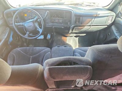 Zdjęcie 8 z 12 samochodu: 2001 GMC NEW SIERRA C1500 VIN:2GTEC19V011122865 - miniatura