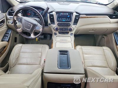 Zdjęcie 8 z 13 samochodu: 2017 GMC YUKON XL DENALI VIN:1GKS2HKJ4HR160434 - miniatura