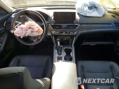 Zdjęcie 8 z 12 samochodu: 2018 HONDA ACCORD EXL VIN:1HGCV1F54JA137446 - miniatura