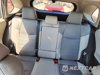Zdjęcie 10 z 14 samochodu: 2022 TOYOTA RAV4 LIMITED VIN:4T3D6RFV2NU089936 - miniatura