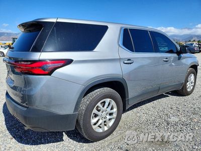 Trzecie zdjęcie samochodu z tyłu: 2023 CHEVROLET TRAVERSE LS VIN:1GNERFKW9PJ340033 - miniatura