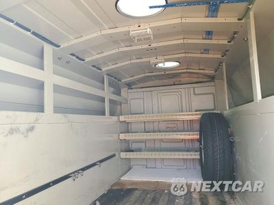 Zdjęcie 10 z 13 samochodu: 2018 GMC SAVANA CUTAWAY G3500 VIN:1GD07RFG8J1191047 - miniatura