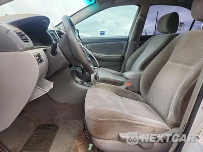 Zdjęcie 7 z 12 samochodu: 2008 TOYOTA COROLLA CE VIN:1NXBR32E88Z977847 - miniatura