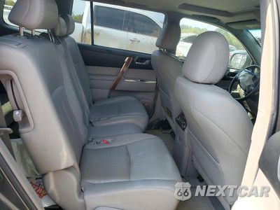 Zdjęcie 11 z 13 samochodu: 2008 TOYOTA HIGHLANDER LIMITED VIN:JTEDS42A282053951 - miniatura