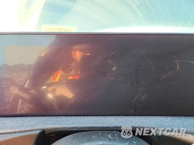 Zdjęcie 9 z 13 samochodu: 2023 KIA EV6 WIND VIN:KNDC34LAXP5128923 - miniatura