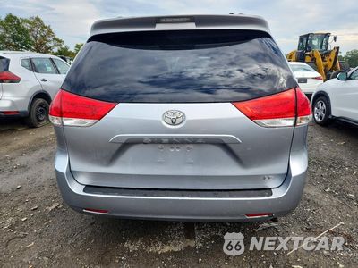 Zdjęcie 6 z 13 samochodu: 2012 TOYOTA SIENNA LE VIN:5TDKK3DC9CS263971 - miniatura