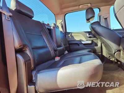 Zdjęcie 10 z 12 samochodu: 2018 CHEVROLET SILVERADO C1500 LT VIN:3GCPCREC1JG273426 - miniatura