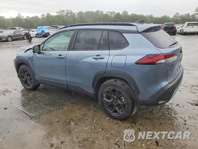 Drugie zdjęcie samochodu z przodu: 2026 TOYOTA COROLLA CROSS LE VIN:7MUCAAAG7TV206094 - miniatura