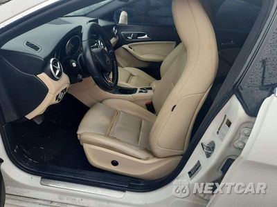 Zdjęcie 7 z 12 samochodu: 2018 MERCEDES-BENZ CLA 250 VIN:WDDSJ4EB3JN686519 - miniatura