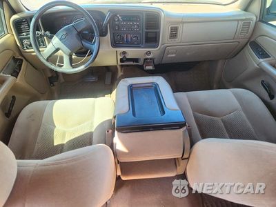 Zdjęcie 8 z 12 samochodu: 2005 CHEVROLET SILVERADO C1500 VIN:2GCEC13T751276454 - miniatura