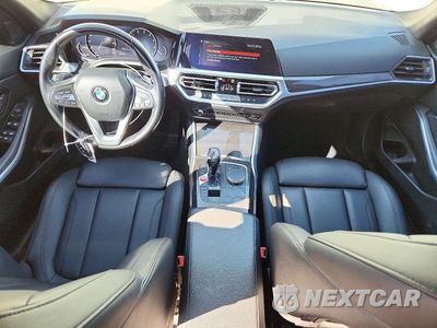 Zdjęcie 8 z 13 samochodu: 2019 BMW 330I VIN:WBA5R1C57KAK11991 - miniatura