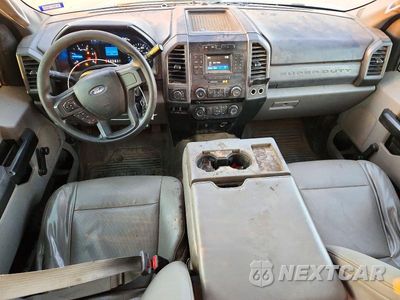 Zdjęcie 8 z 13 samochodu: 2017 FORD F250 SUPER DUTY VIN:1FT7W2BT9HED25891 - miniatura