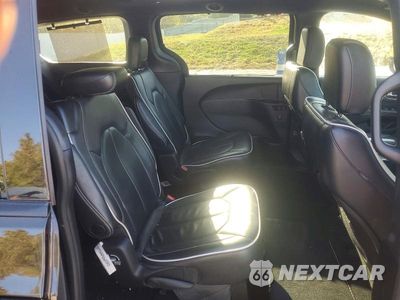 Zdjęcie 11 z 13 samochodu: 2025 CHRYSLER PACIFICA LIMITED VIN:2C4RC1GG0SR548564 - miniatura