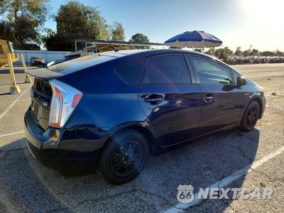 Trzecie zdjęcie samochodu z tyłu: 2015 TOYOTA PRIUS TWO VIN:JTDKN3DU9F0453650 - miniatura