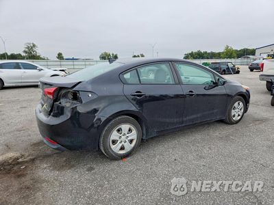 Trzecie zdjęcie samochodu z tyłu: 2018 KIA FORTE LX VIN:3KPFK4A79JE232273 - miniatura