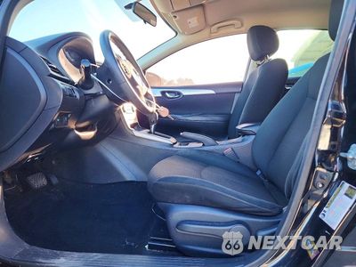 Zdjęcie 7 z 13 samochodu: 2019 NISSAN SENTRA S VIN:3N1AB7AP5KY336290 - miniatura