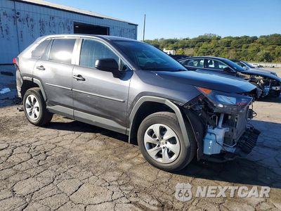 Czwarte zdjęcie samochodu z boku: 2022 TOYOTA RAV4 LE VIN:2T3F1RFV0NC265326 - miniatura